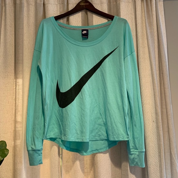 cute nike tops